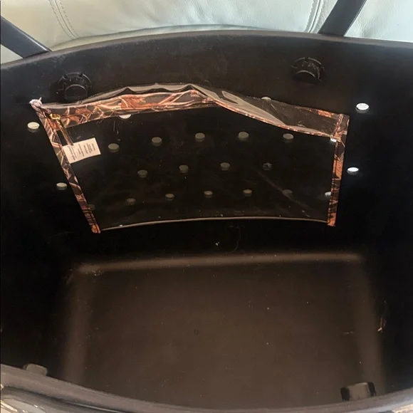 Simply Southern tote nwt camo. - Picture 2 of 11